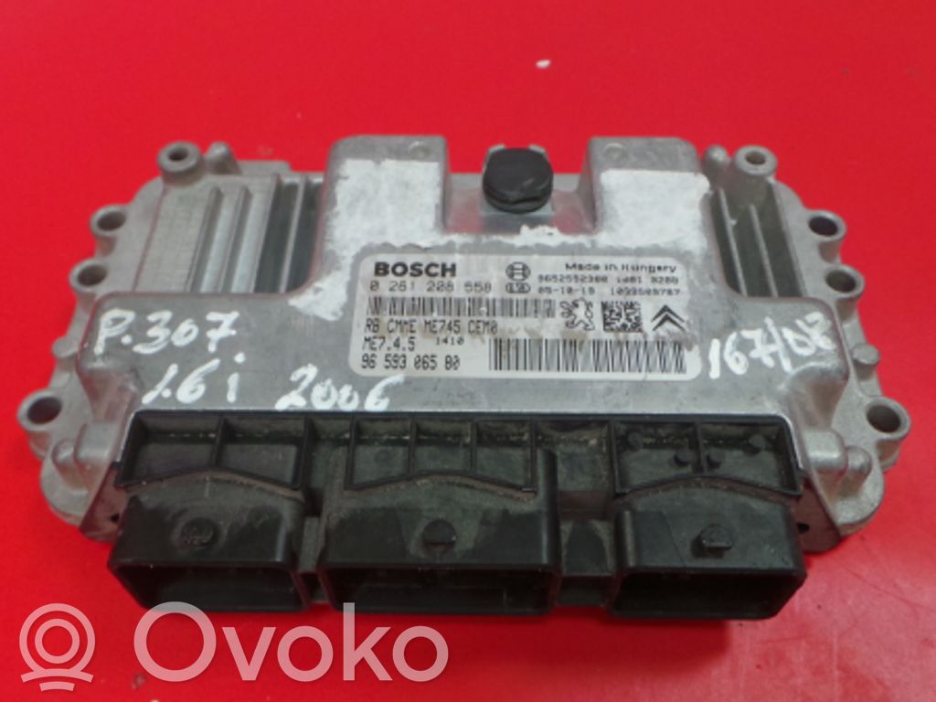 Peugeot 307 Dzinēja vadības bloks 