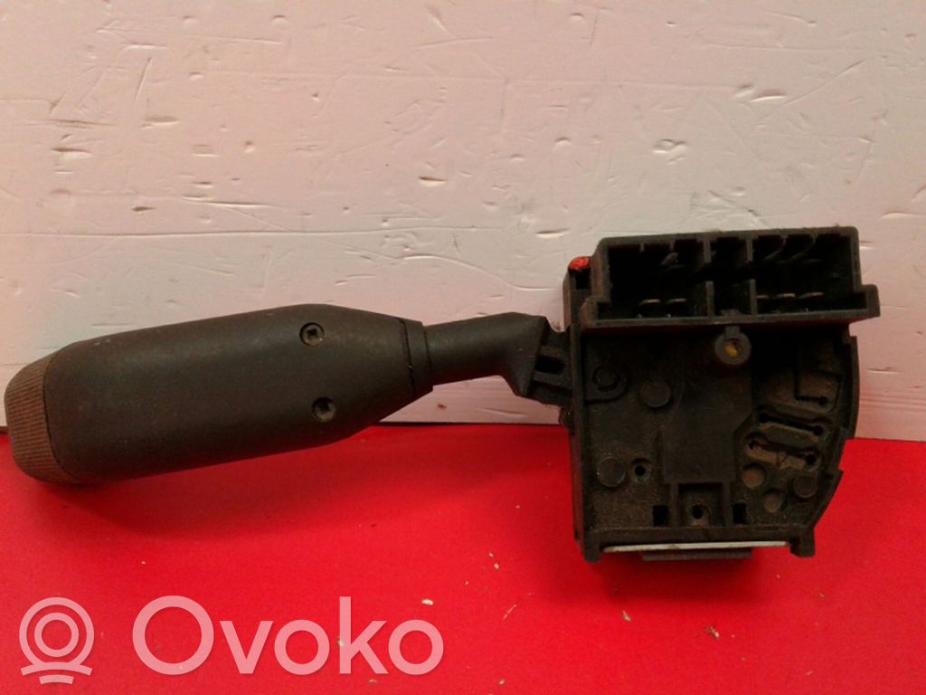 Renault Clio I Otros interruptores/perillas/selectores 