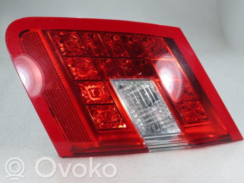 Mercedes-Benz E W212 Lampy tylnej klapy bagażnika 