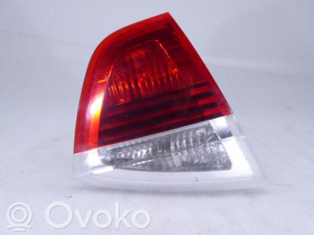Tailgate rear/tail lights   150705,6987459