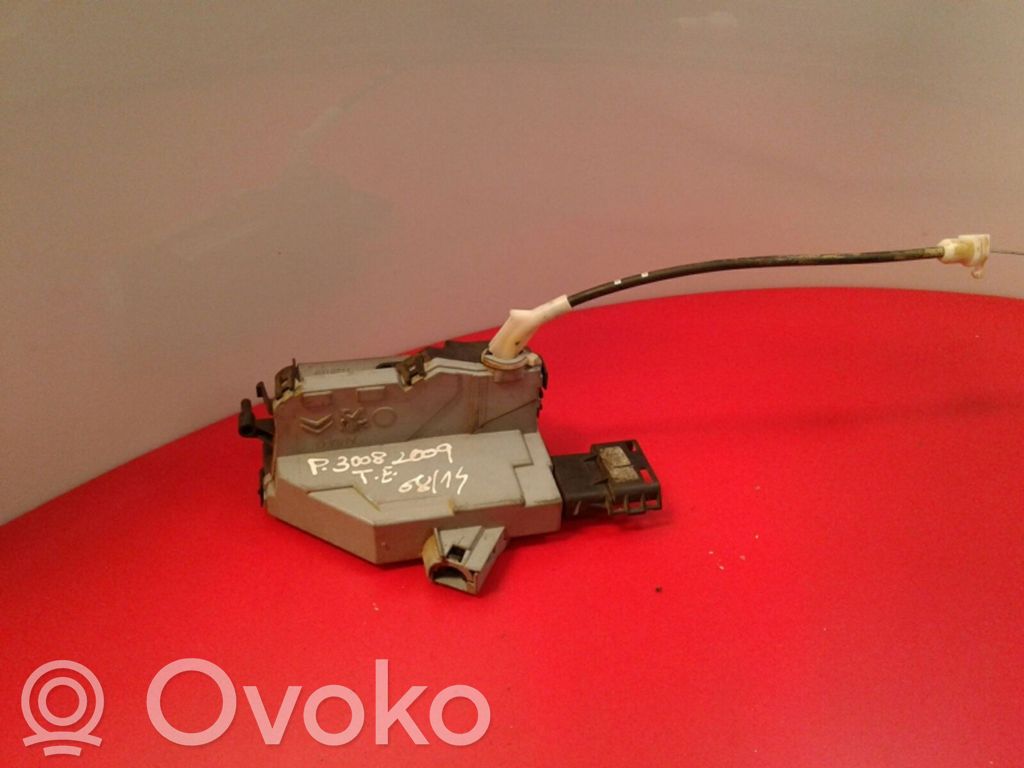 Peugeot 3008 I Rear door lock 
