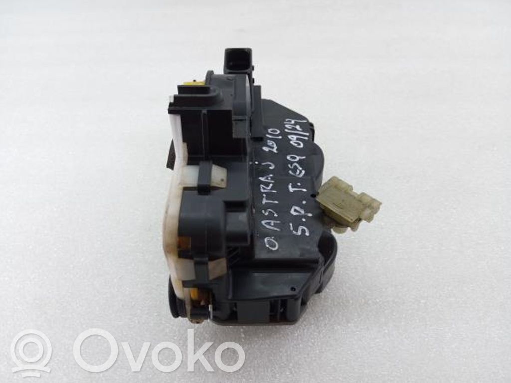 Opel Astra J Galinių durų spyna 