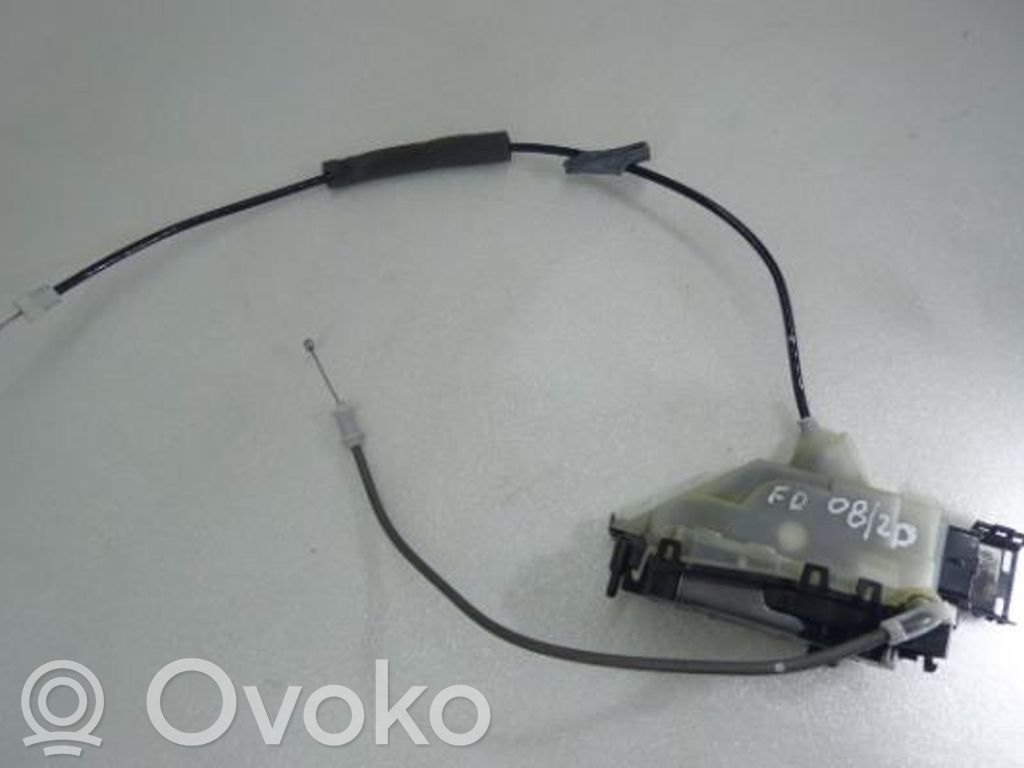 Citroen C-Elysée Priekšpusē slēdzene 