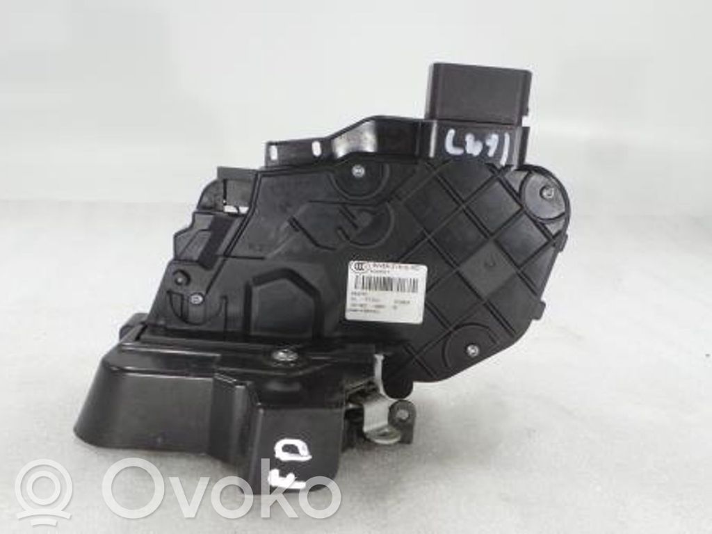 Land Rover Freelander 2 - LR2 Încuietoare ușă față 