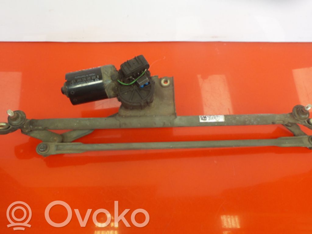 Wischermotor   0390241142,058980618,143,3397020388,90504143LHD,BOSCH,LHD