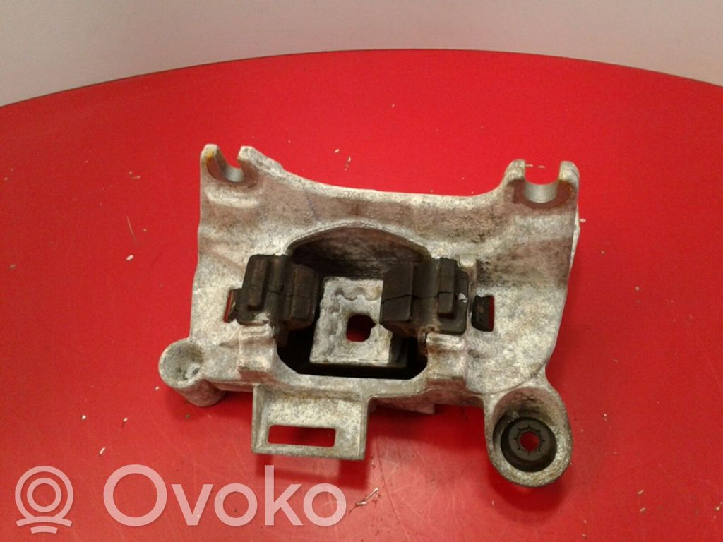 Engine mount bracket   112200