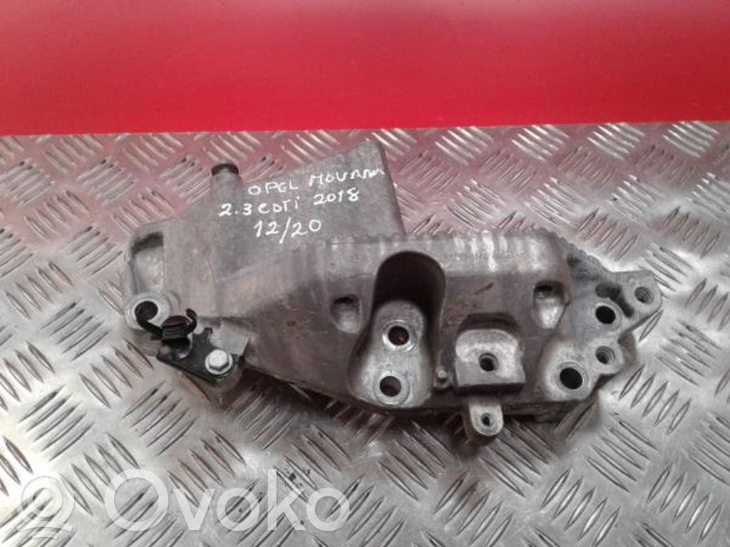 Opel Movano B Moottorin kiinnikekorvake 