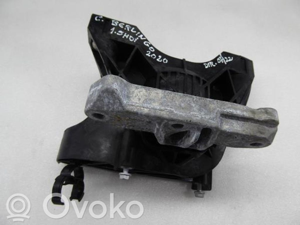 Moottorin kiinnikekorvake   ALSI11GU2FE,PA6650GF