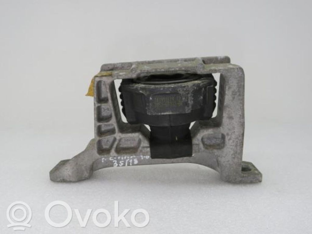 Engine mount bracket   3M516F012BK