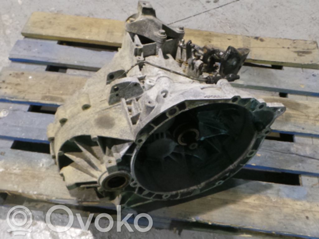 Volvo V50 Manualna 5-biegowa skrzynia biegów 