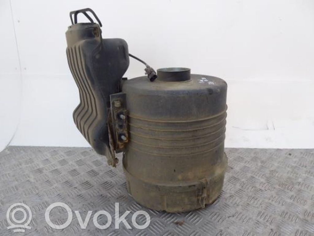 Volkswagen PASSAT B5.5 Luftfilterkasten 