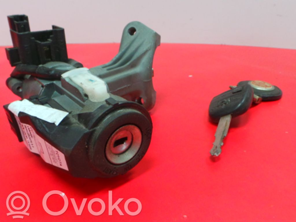 Užvedimo spynelė   NT8,156071U3FXCVR,3043103207552,674,VALEO