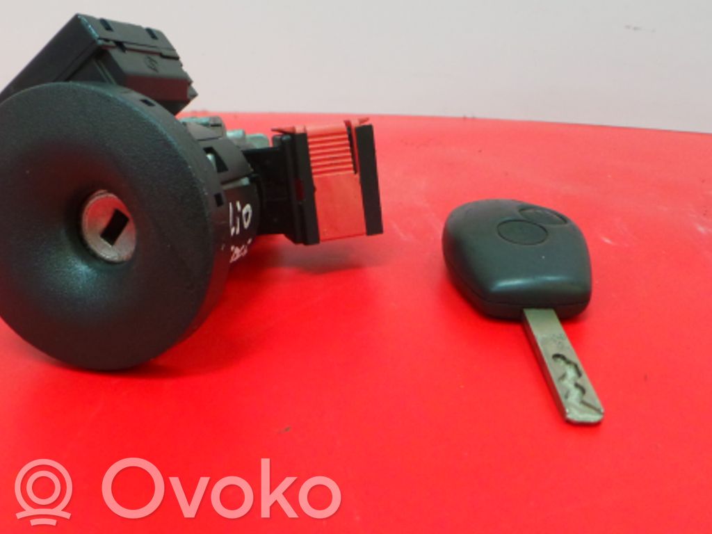 Renault Clio III Užvedimo spynelė 