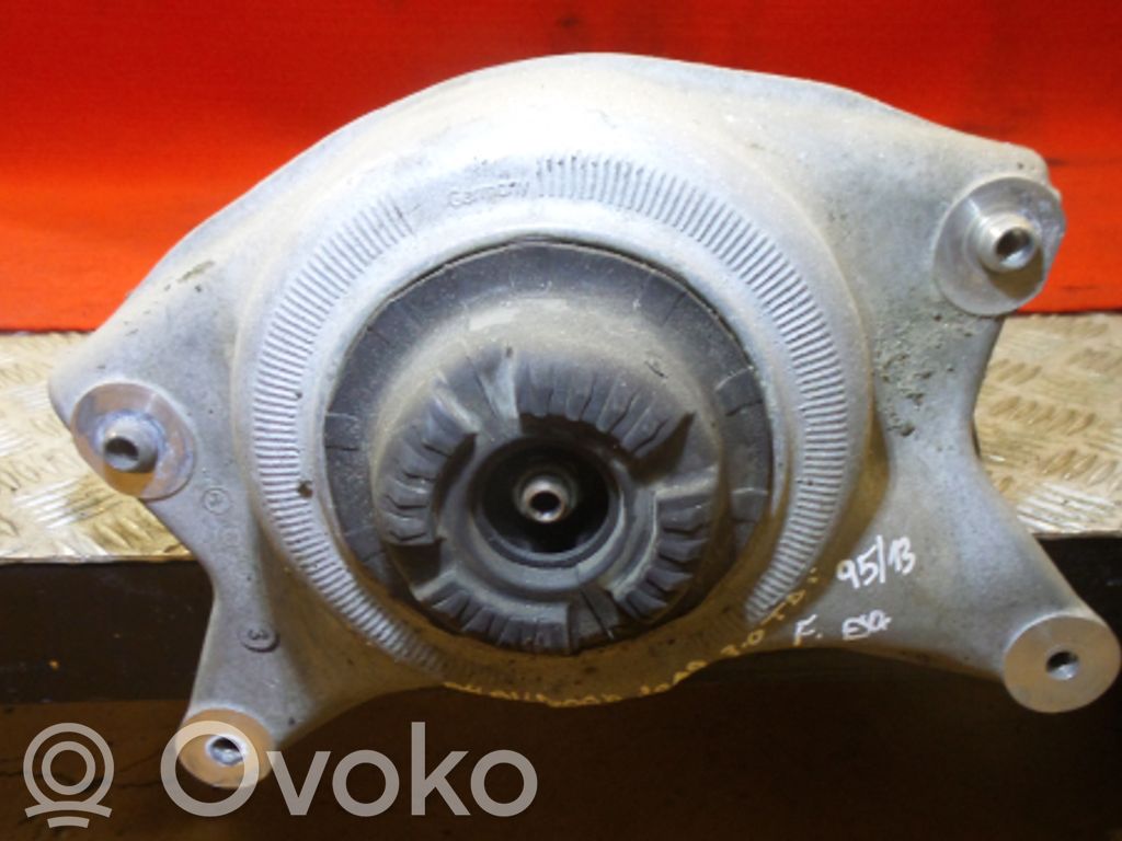 Etuiskunvaimennin   8K0031BC