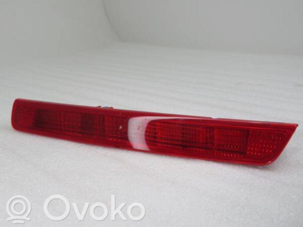 Renault Kadjar Third/center stoplight 