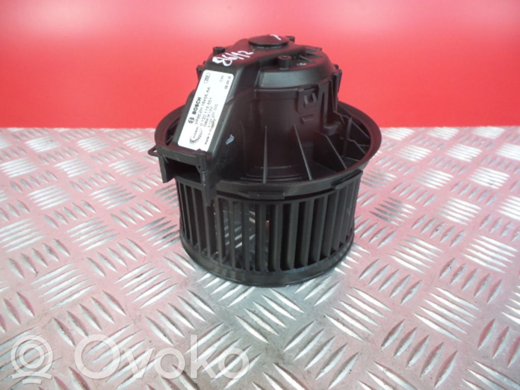 Lämmittimen puhallin   VP8E2H18456AA,0130115551,3135102338,BOSCH,VP8E2H18456AA