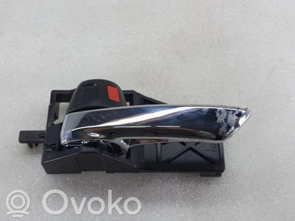 Suzuki Swift III Klamka wewnętrzna drzwi tylnych 
