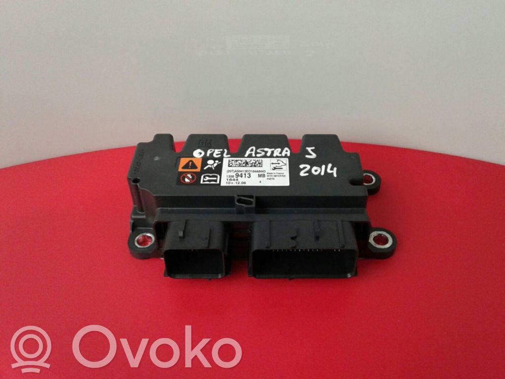 Opel Astra J Sterownik / Moduł Airbag 
