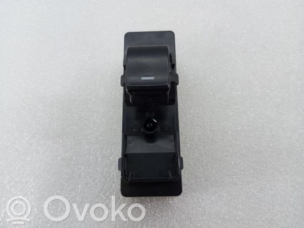 Electric window control switch   GKL166370A,3275T1,5AB131EA02