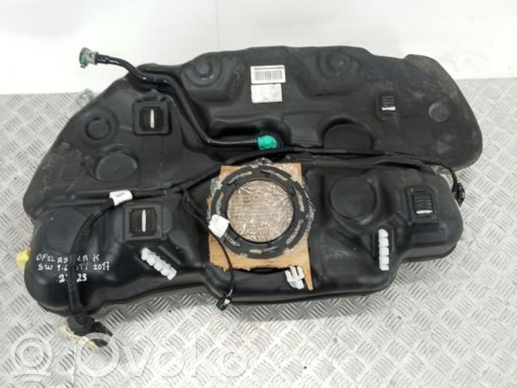 Opel Astra K Zbiornik paliwa 