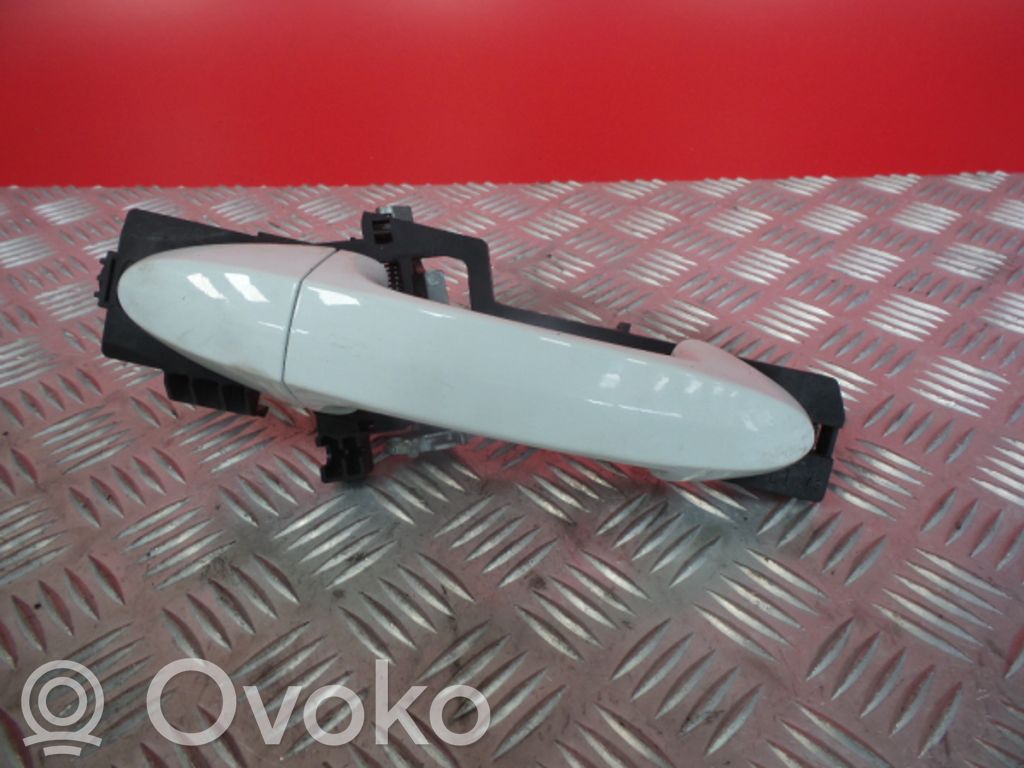Takaoven ulkokahva   8A61A224A37,8A61A224A37,ET76A224A37