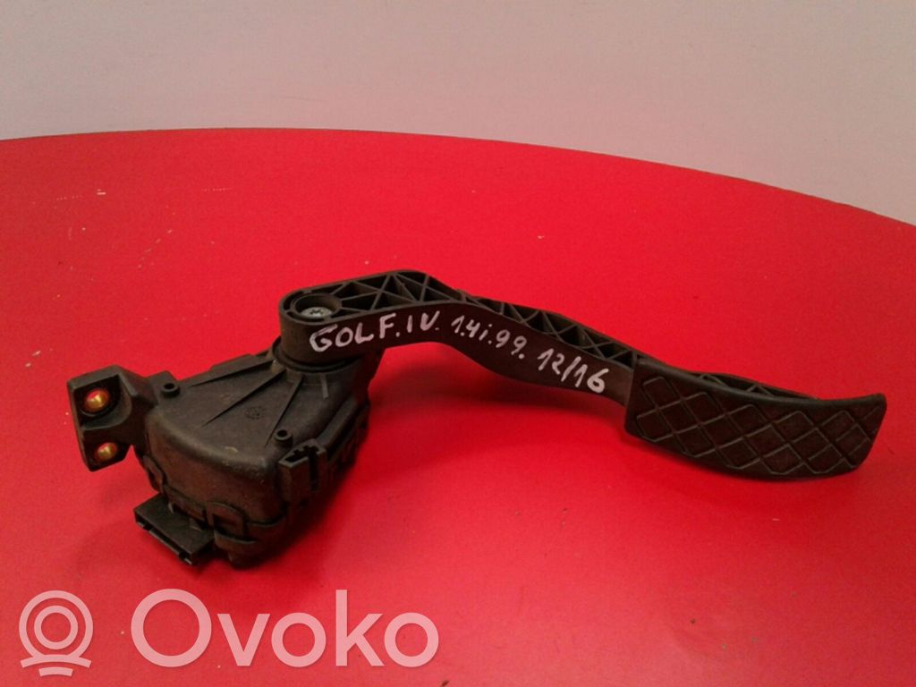 Volkswagen Golf IV Gaspedal 