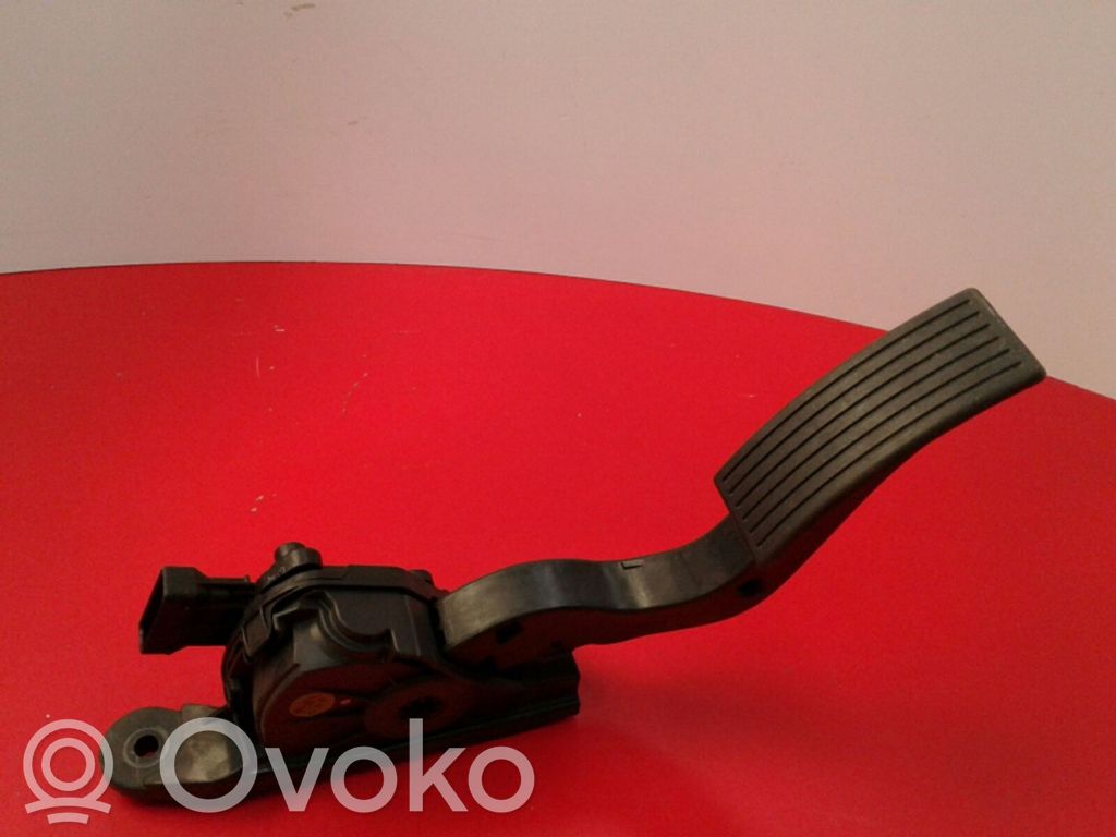 Accelerator throttle pedal   PA66,GF40