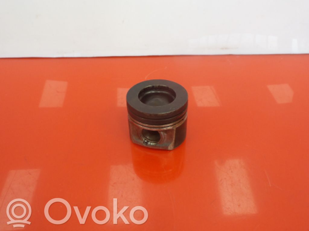 Piston   080114,08011420