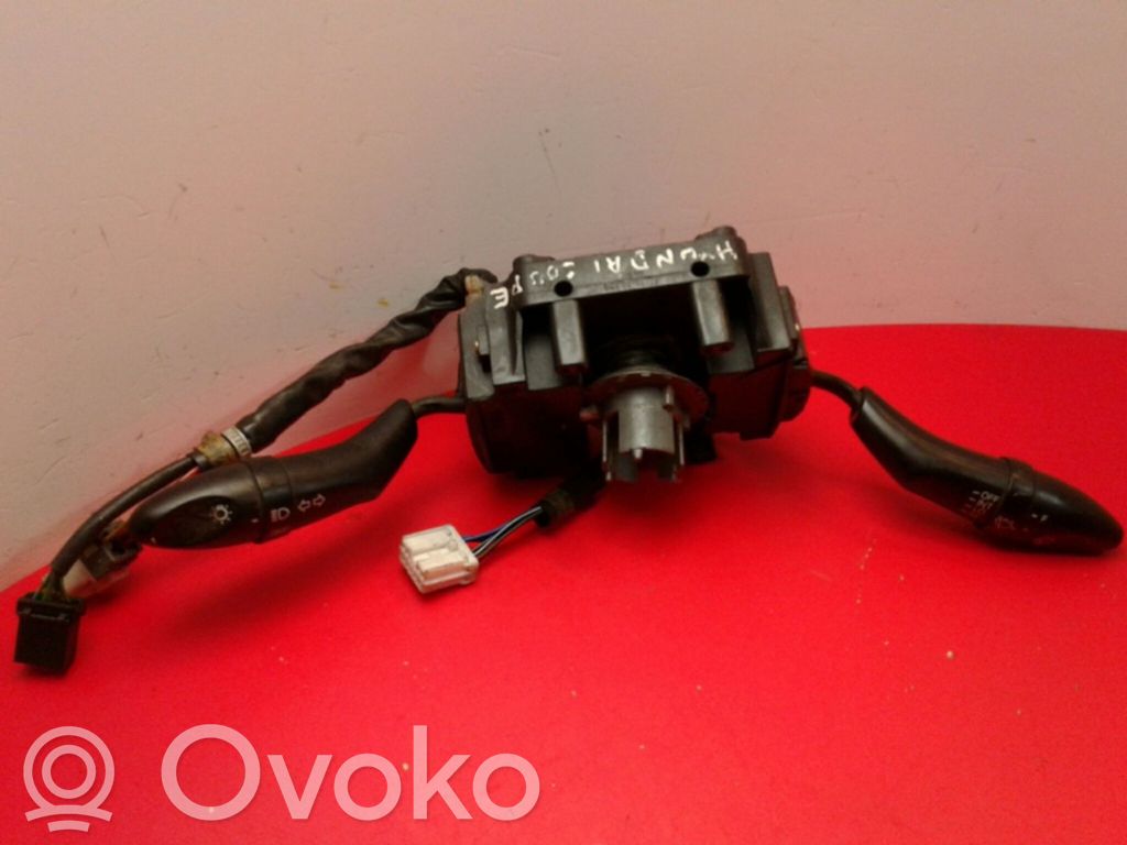 Hyundai Coupe Wiper turn signal indicator stalk/switch 