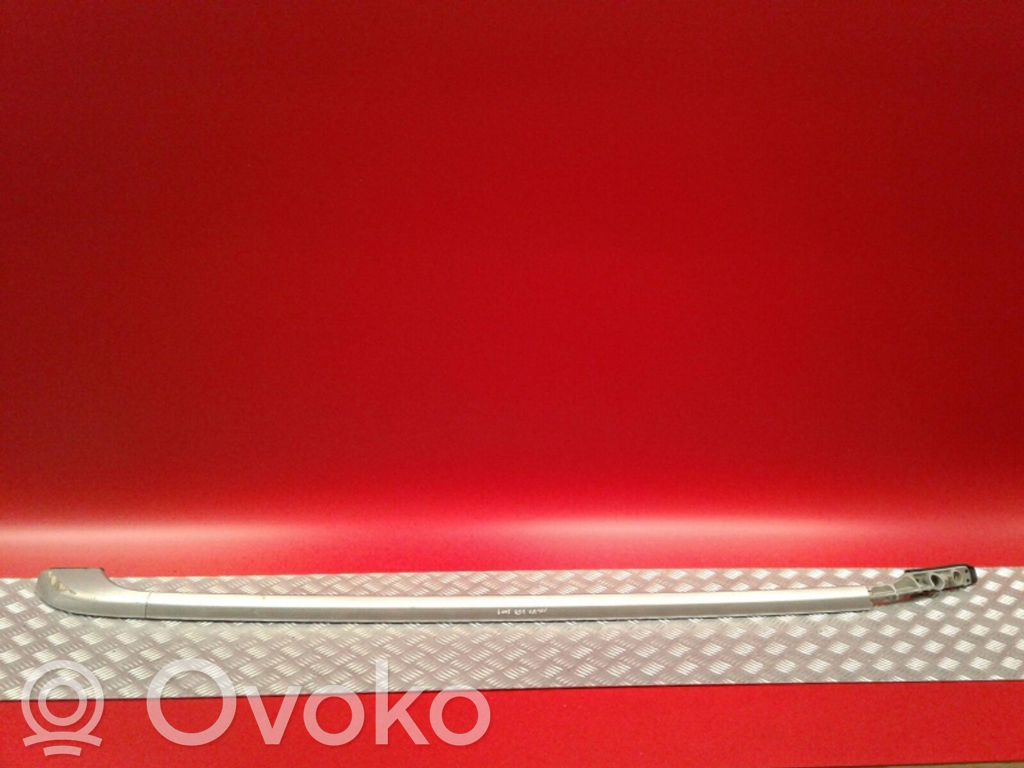 Volvo V50 Gareniskie jumta reliņi – "ragi" 
