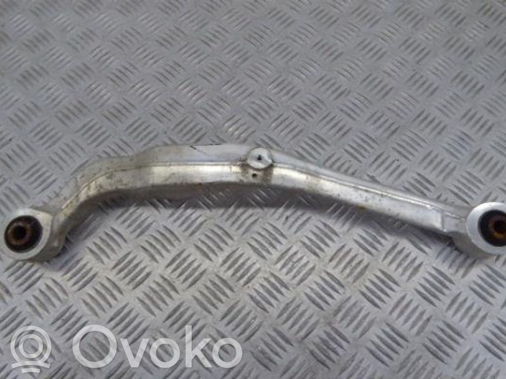 Nissan Qashqai+2 Galinė svirtis 