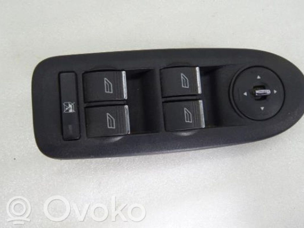 Ford Kuga I Electric window control switch 