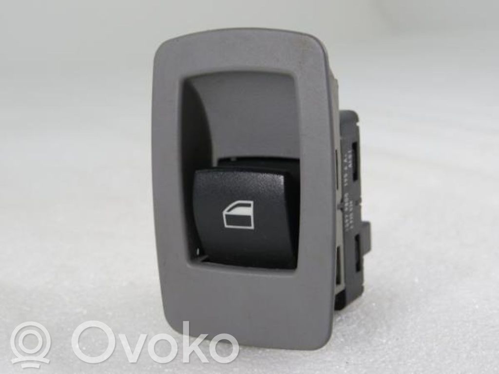 Electric window control switch   1597,195,6935534,6945875,9800