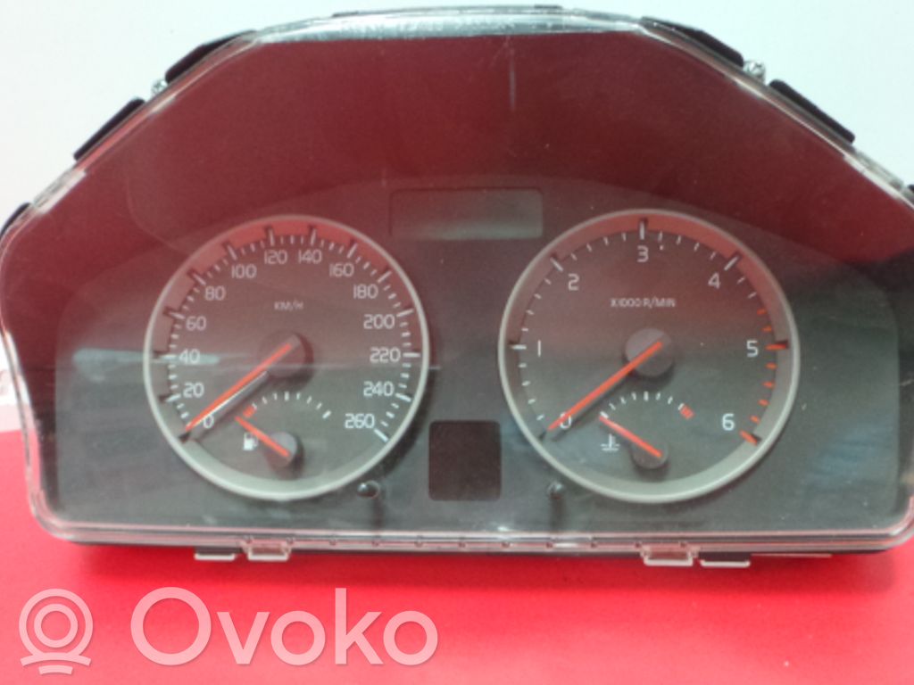 Volvo S40 Speedometer (instrument cluster) 