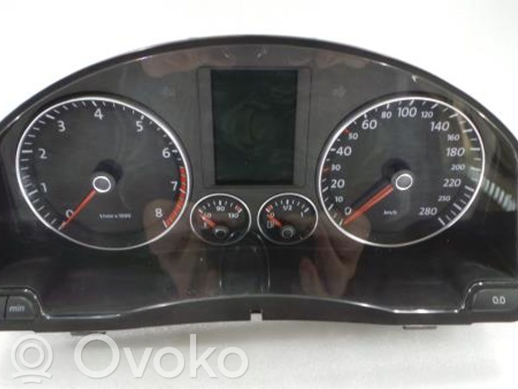 Volkswagen Scirocco Geschwindigkeitsmesser Cockpit 