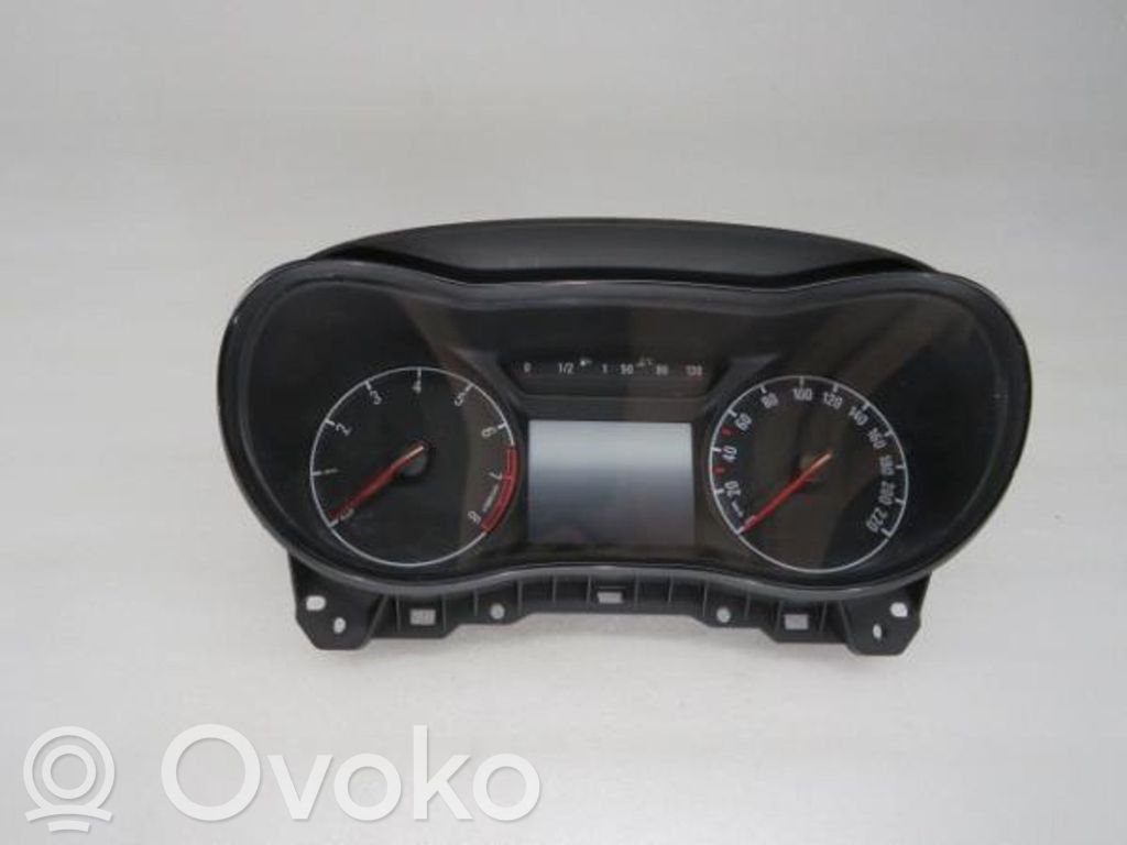 Opel Corsa E Speedometer (instrument cluster) 