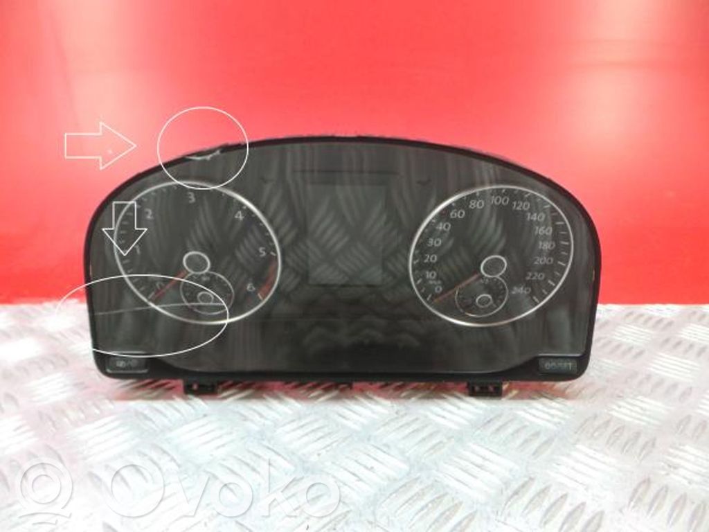 Volkswagen Caddy Speedometer (instrument cluster) 