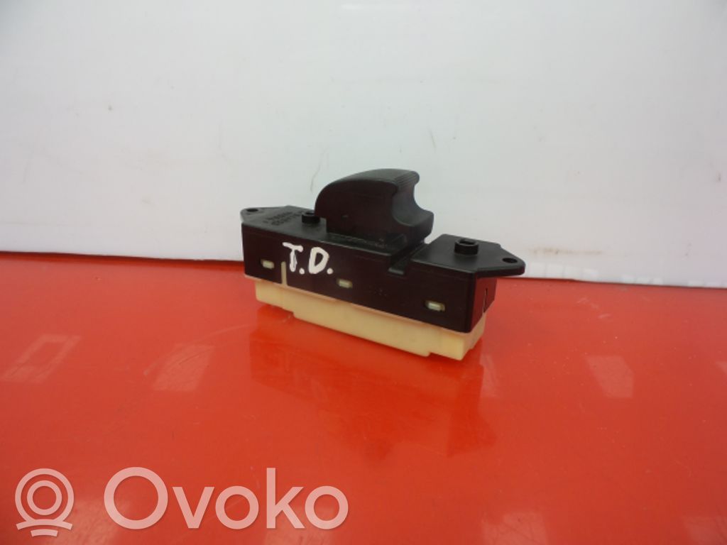 Multifunctional control switch/knob   8608A023,515142,DIREITO