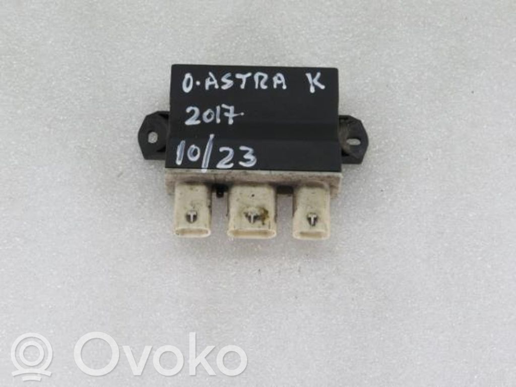 Opel Astra K Przyciski multifunkcyjne 