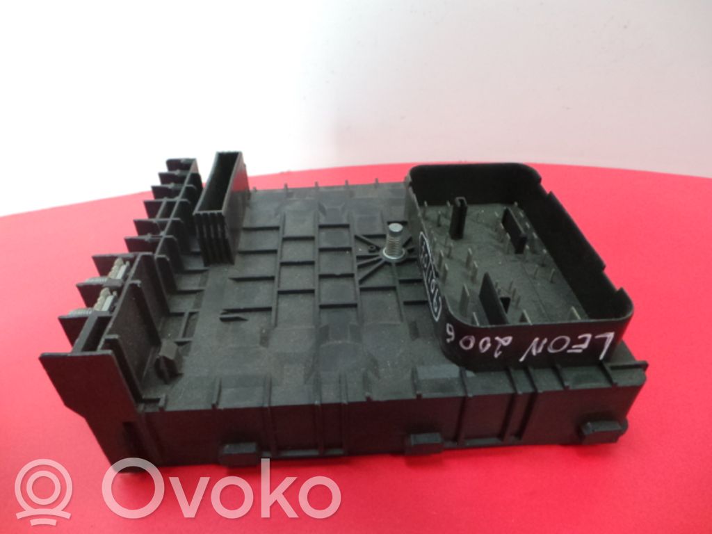SAM control unit   1K0,017183071,07,125,937,TYCOELECTRONICS