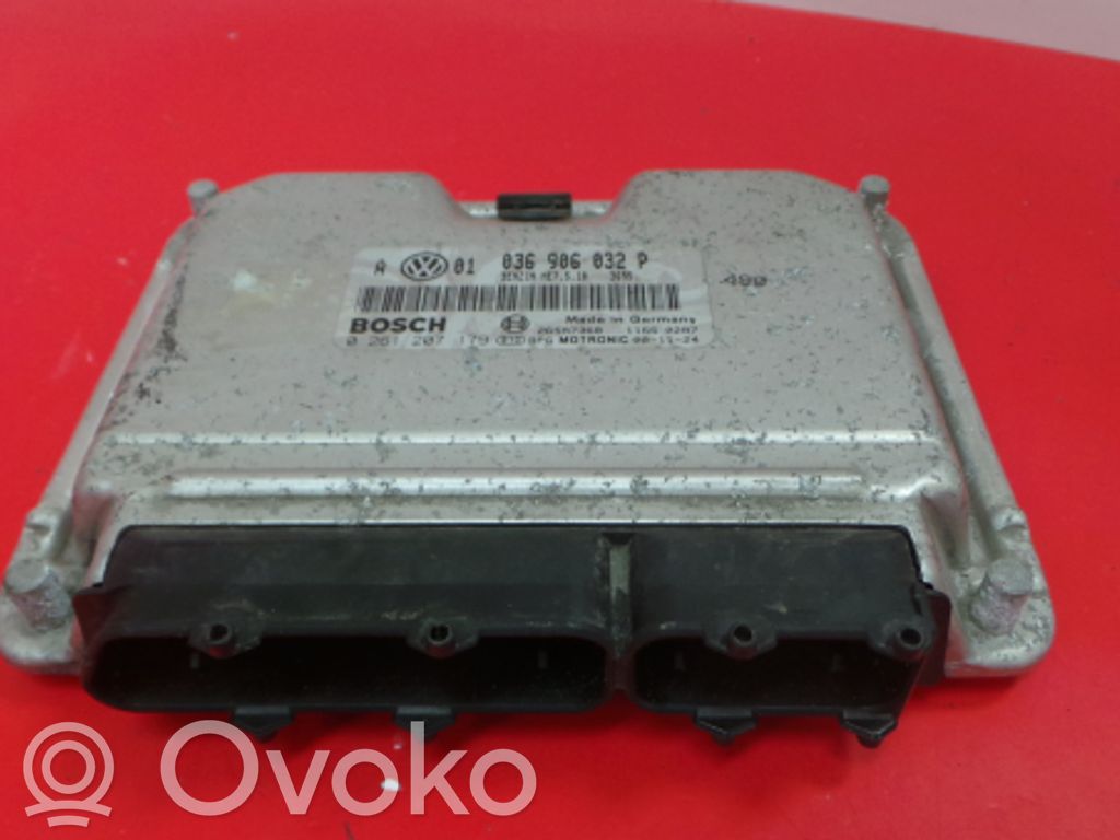 Engine control unit/module   036906032P,179,261,BOSCH