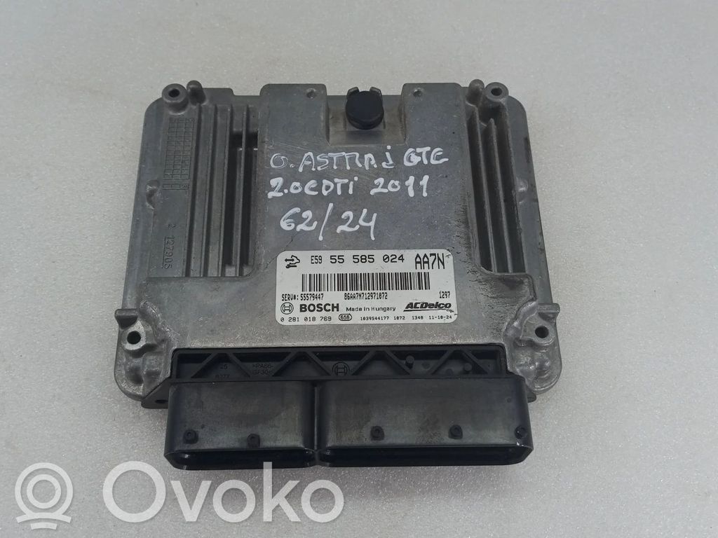 Opel Astra J Calculateur moteur ECU 