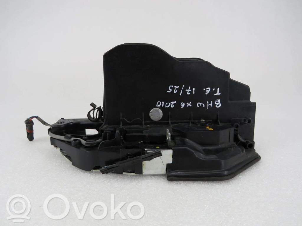BMW X6 E71 Rear door lock 
