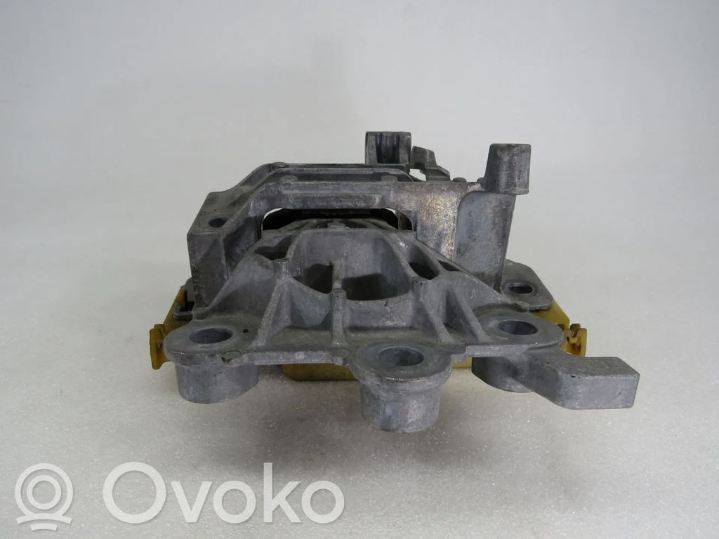 Opel Astra K Gearbox mount 