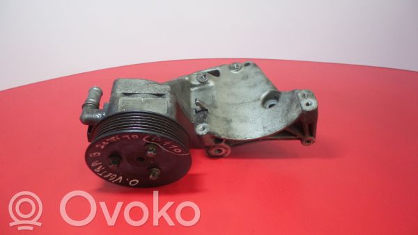Opel Vectra B Vairo stiprintuvo siurblys 