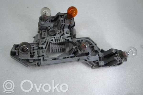 Jaguar S-Type Cubierta del soporte de la lámpara de la luz trasera 