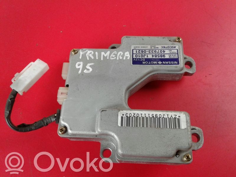 Nissan Primera Airbag control unit/module 