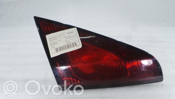 Mitsubishi Colt CZ3 Задний фонарь в крышке 