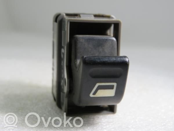Electric window control switch   2684906,2684906