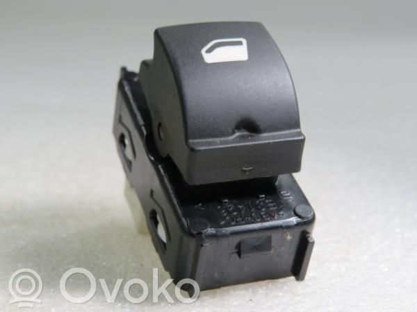 Peugeot 208 I Electric window control switch 